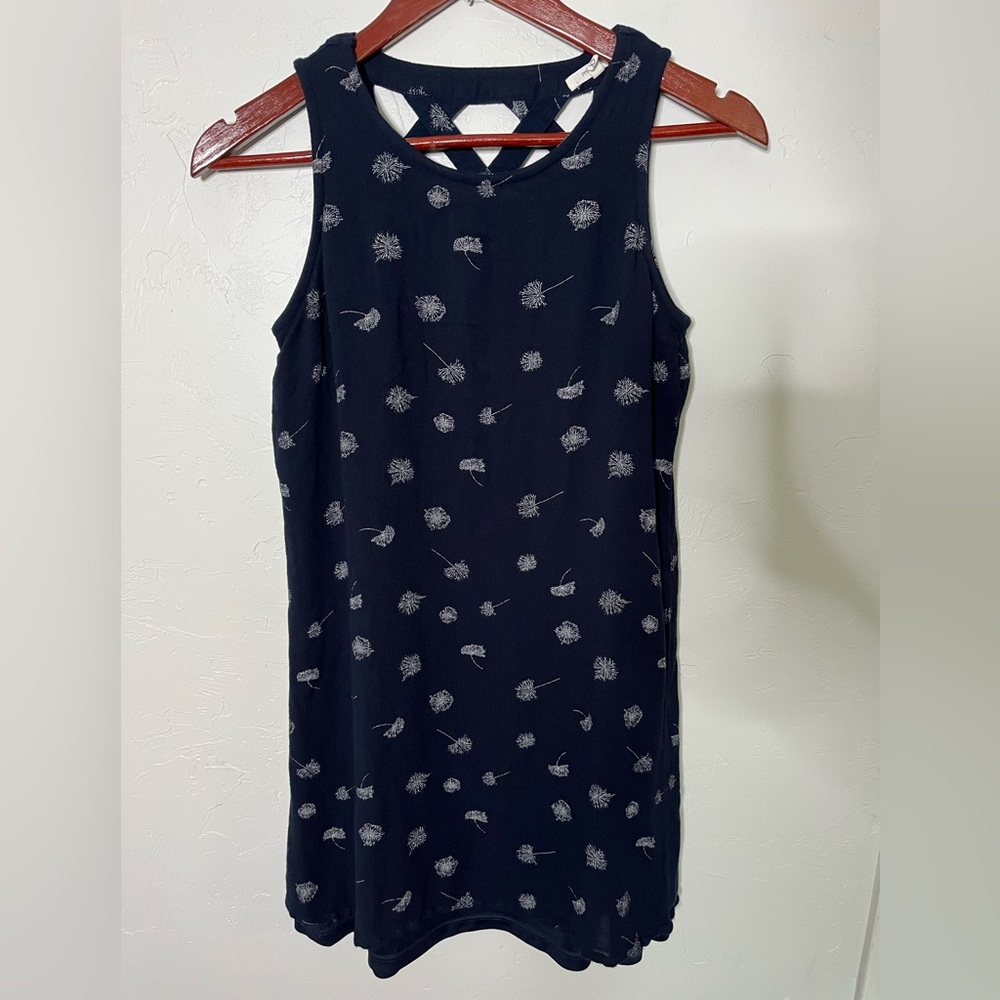 Maurices Navy Blue Sleeveless Blouse with White Dandelion Crisscross Back XS